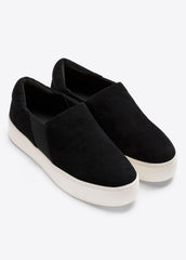 Suede Warren Sneaker in Sneakers - BLACK