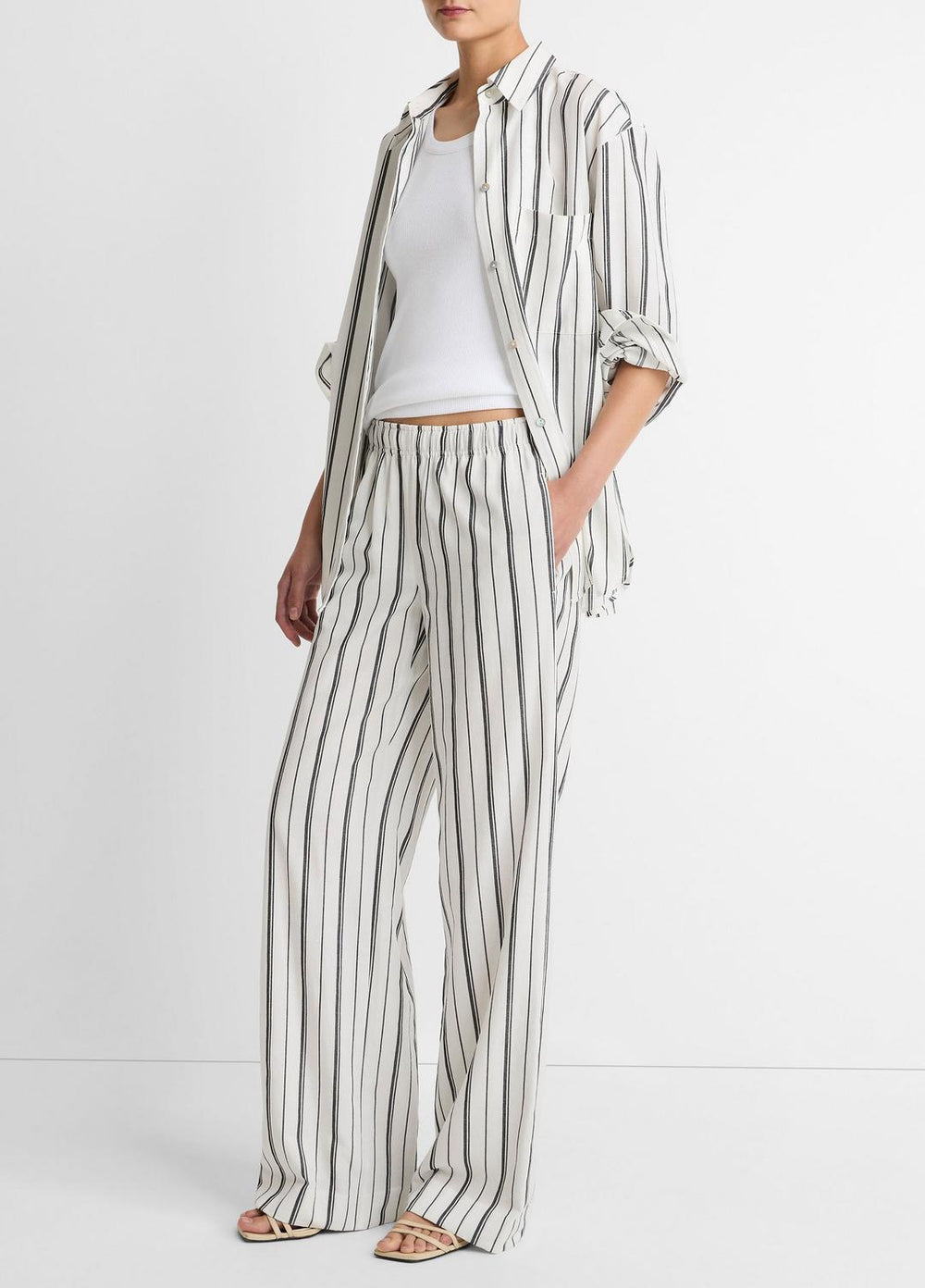 Resort Stripe Pull-On Pant in Wide Leg - WHITE/BLACK