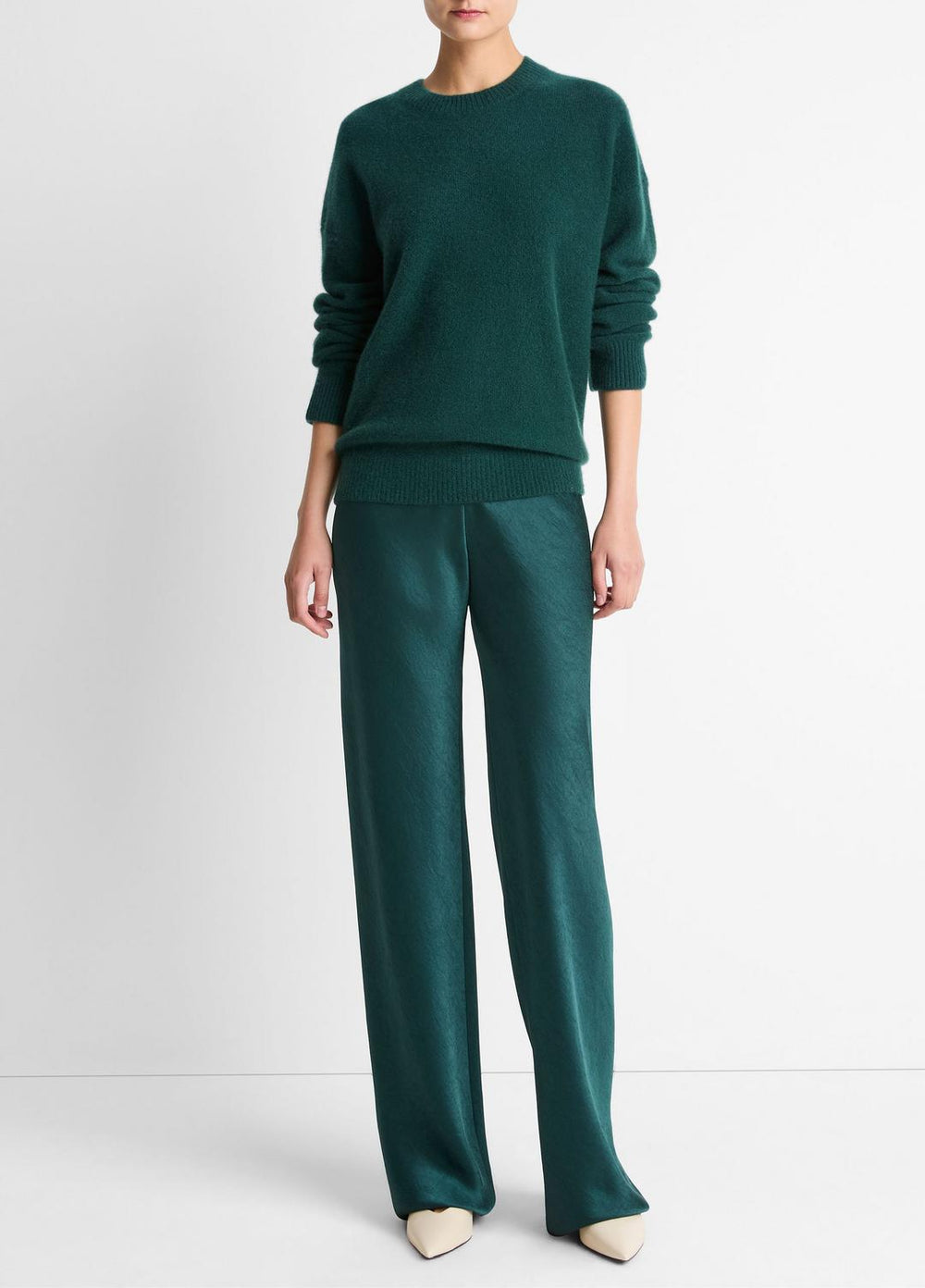 Plush Cashmere Crew Neck Sweater in Crew Neck - JUNIPER