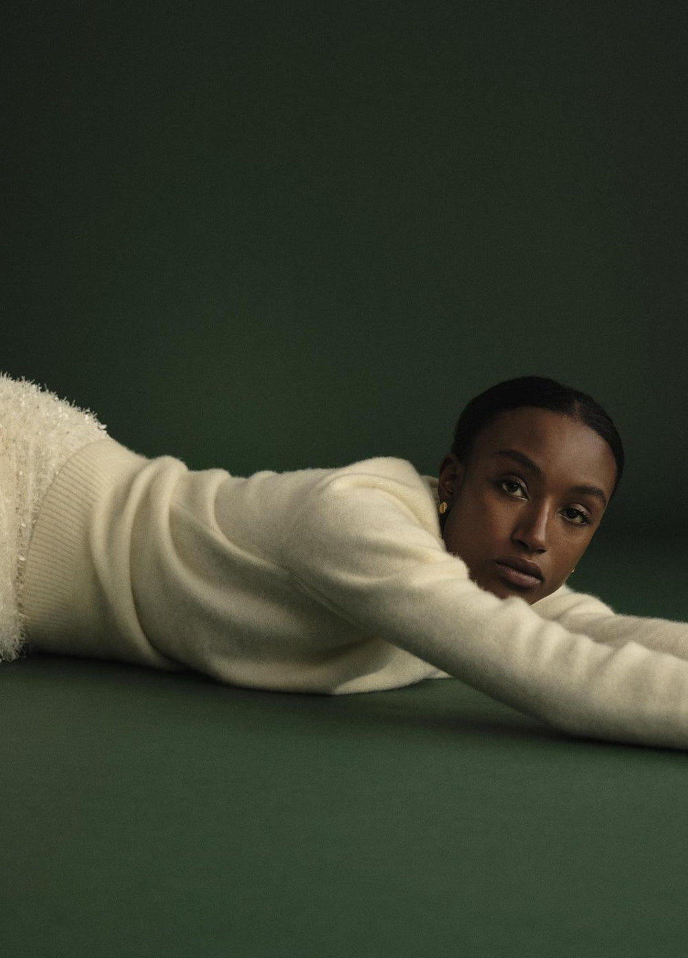 Plush Cashmere Crew Neck Sweater in Crew Neck - OFF WHITE