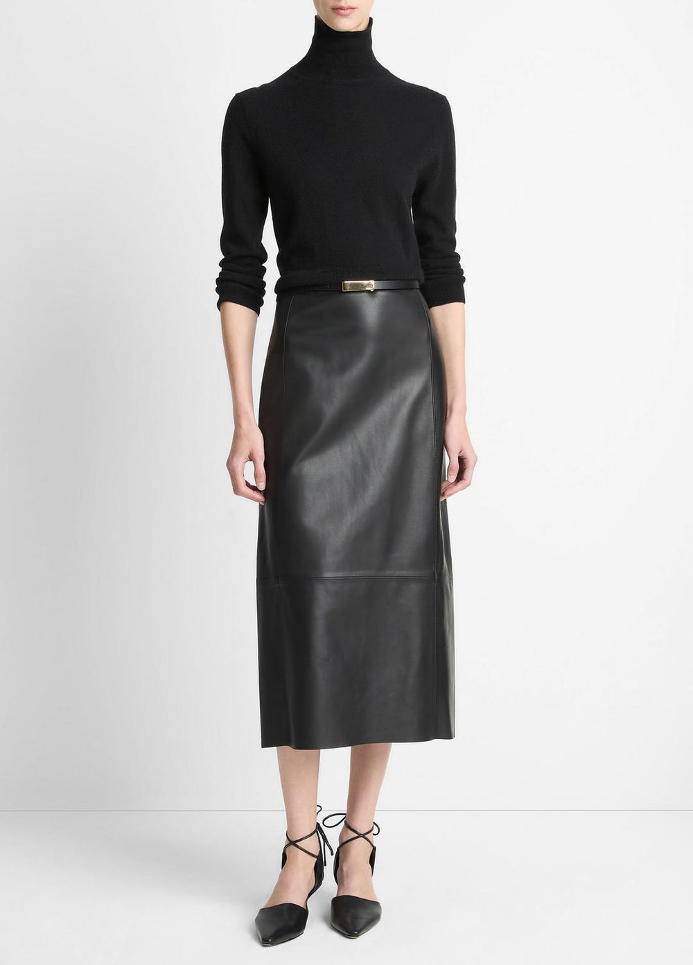 Cashmere-Silk Three-Quarter-Sleeve Mock-Neck Sweater in Turtleneck - BLACK