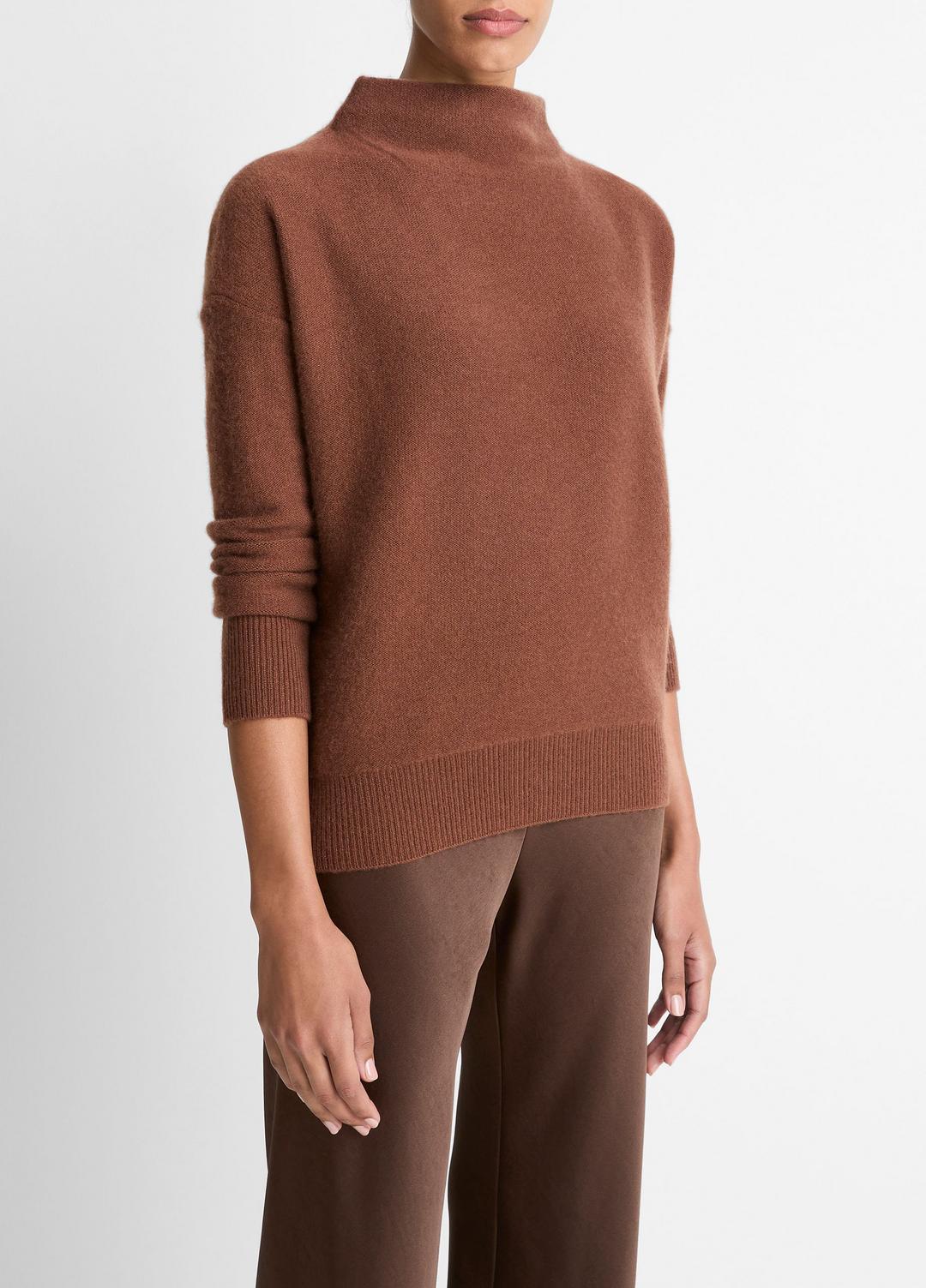 Plush Cashmere Funnel-Neck Sweater in Turtleneck - CACAO