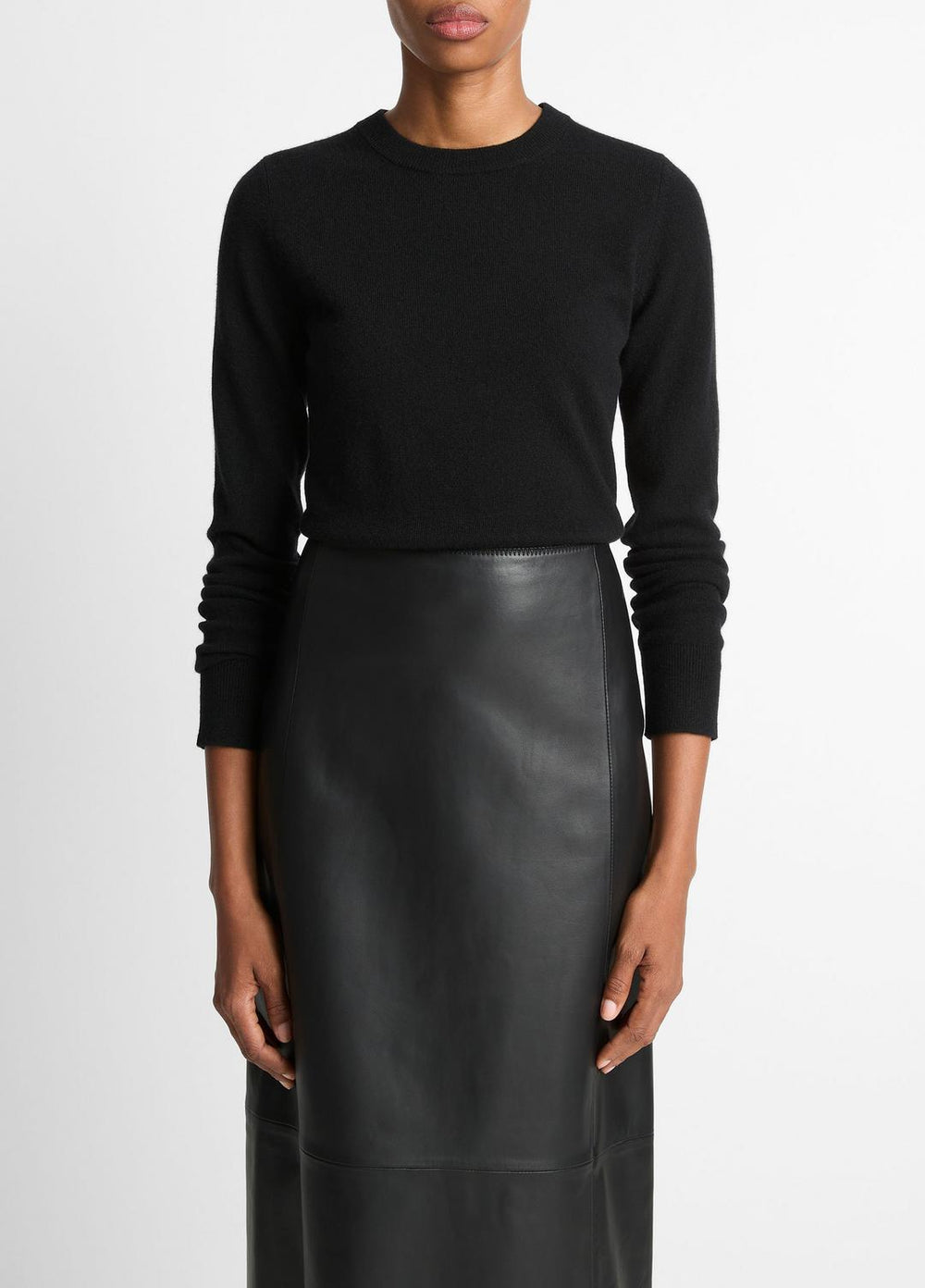Cashmere Crew Neck Sweater in Crew Neck - BLACK