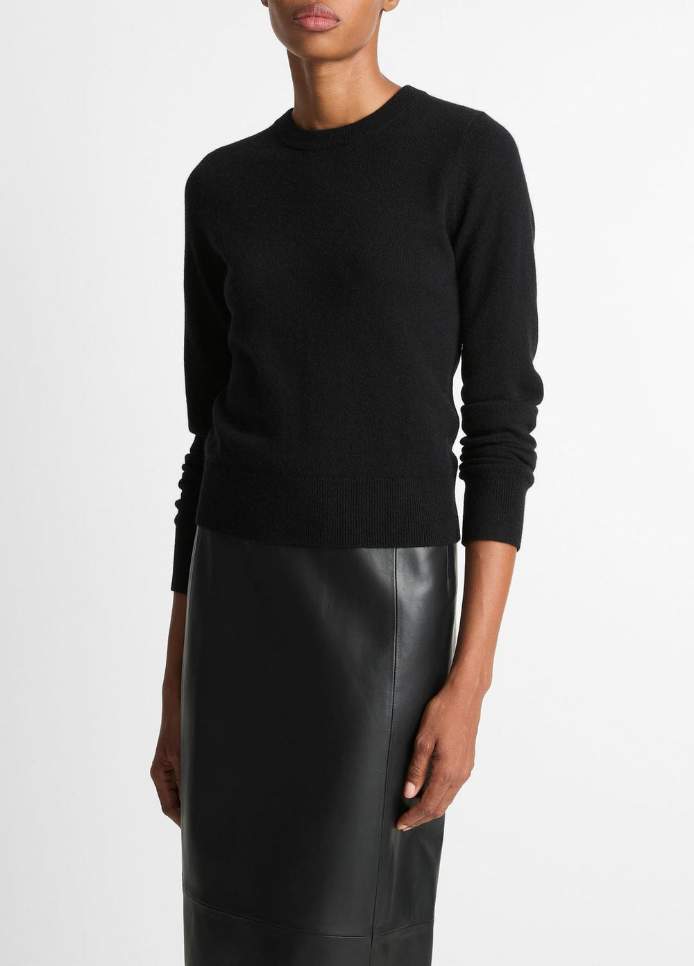 Cashmere Crew Neck Sweater in Crew Neck - BLACK