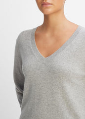 Cashmere Weekend V-Neck Sweater in V-Neck - HEATHER STEEL