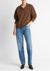 Wool-Cashmere V-Neck Sweater in V-Neck - HAZELNUT