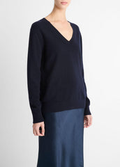 Cashmere Weekend V-Neck Sweater in V-Neck - COASTAL BLUE