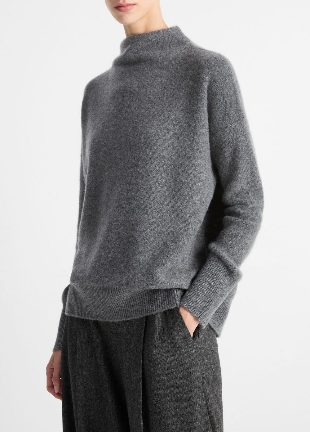 Plush Cashmere Funnel-Neck Sweater in Turtleneck - HEATHER GRAPHITE