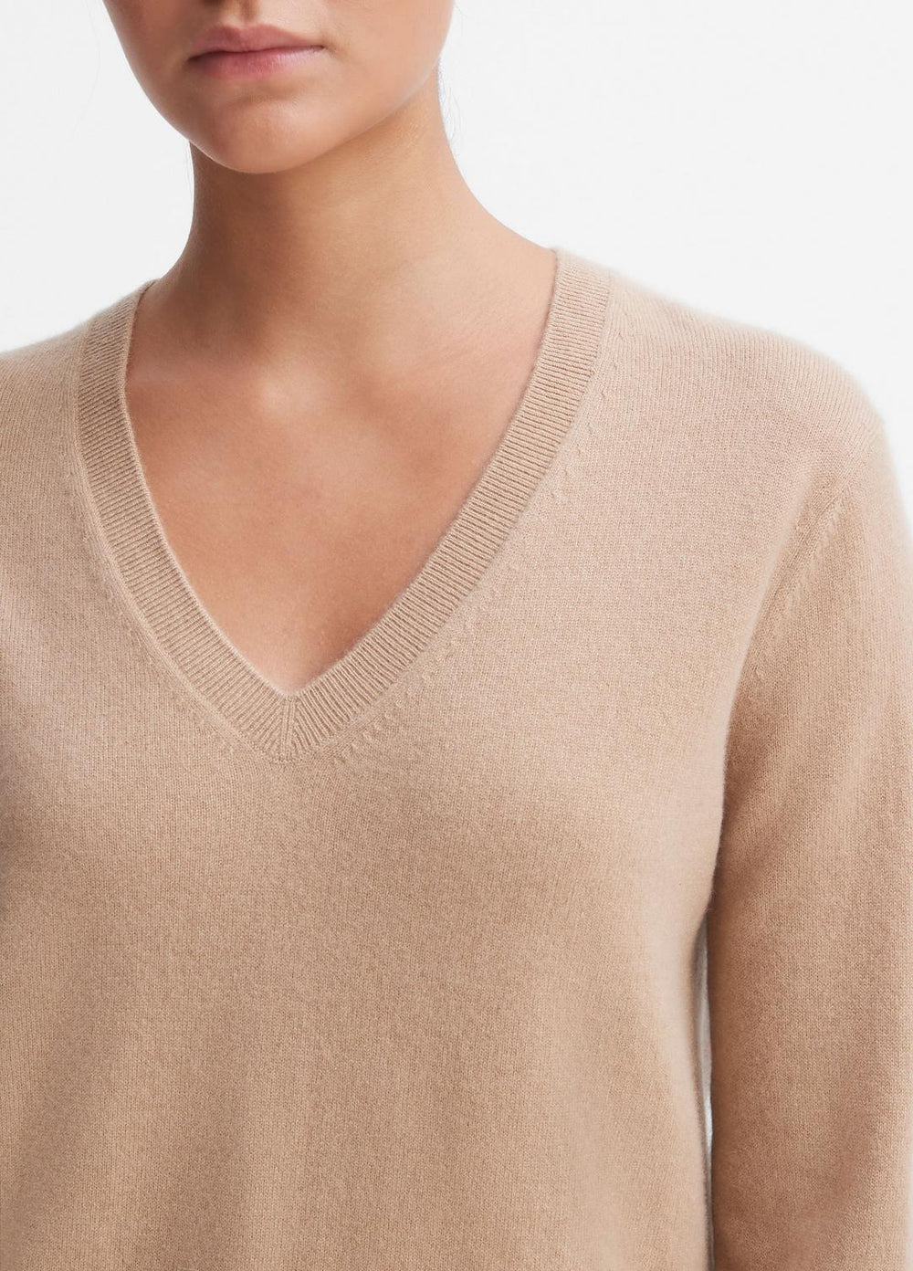 Cashmere Weekend V-Neck Sweater in V-Neck - CAMEL