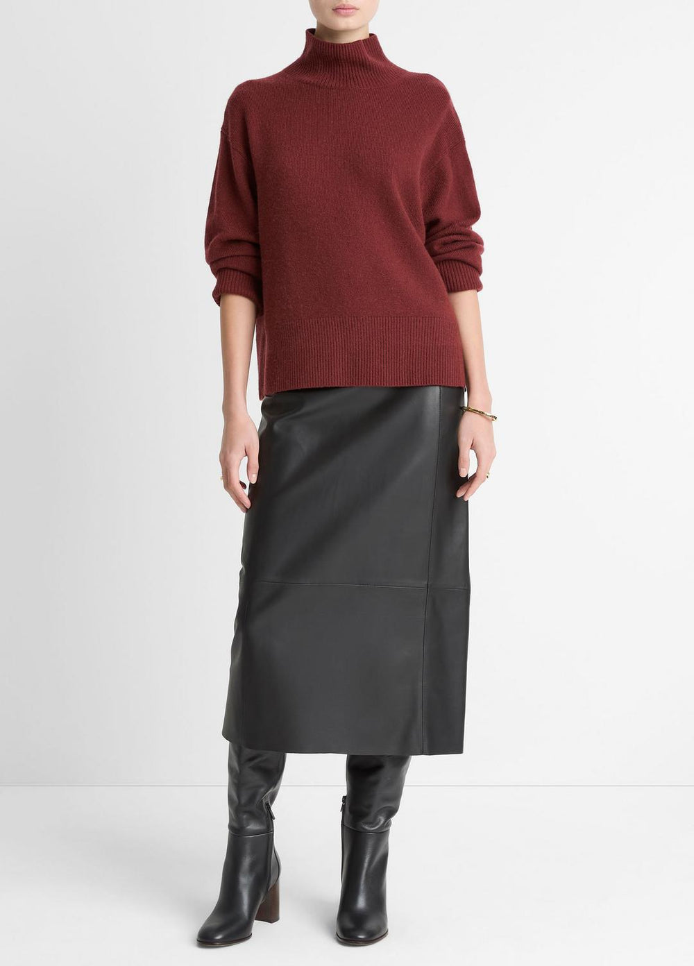 Wool-Cashmere Side-Slit Turtleneck Sweater in Turtleneck - BORDEAUX