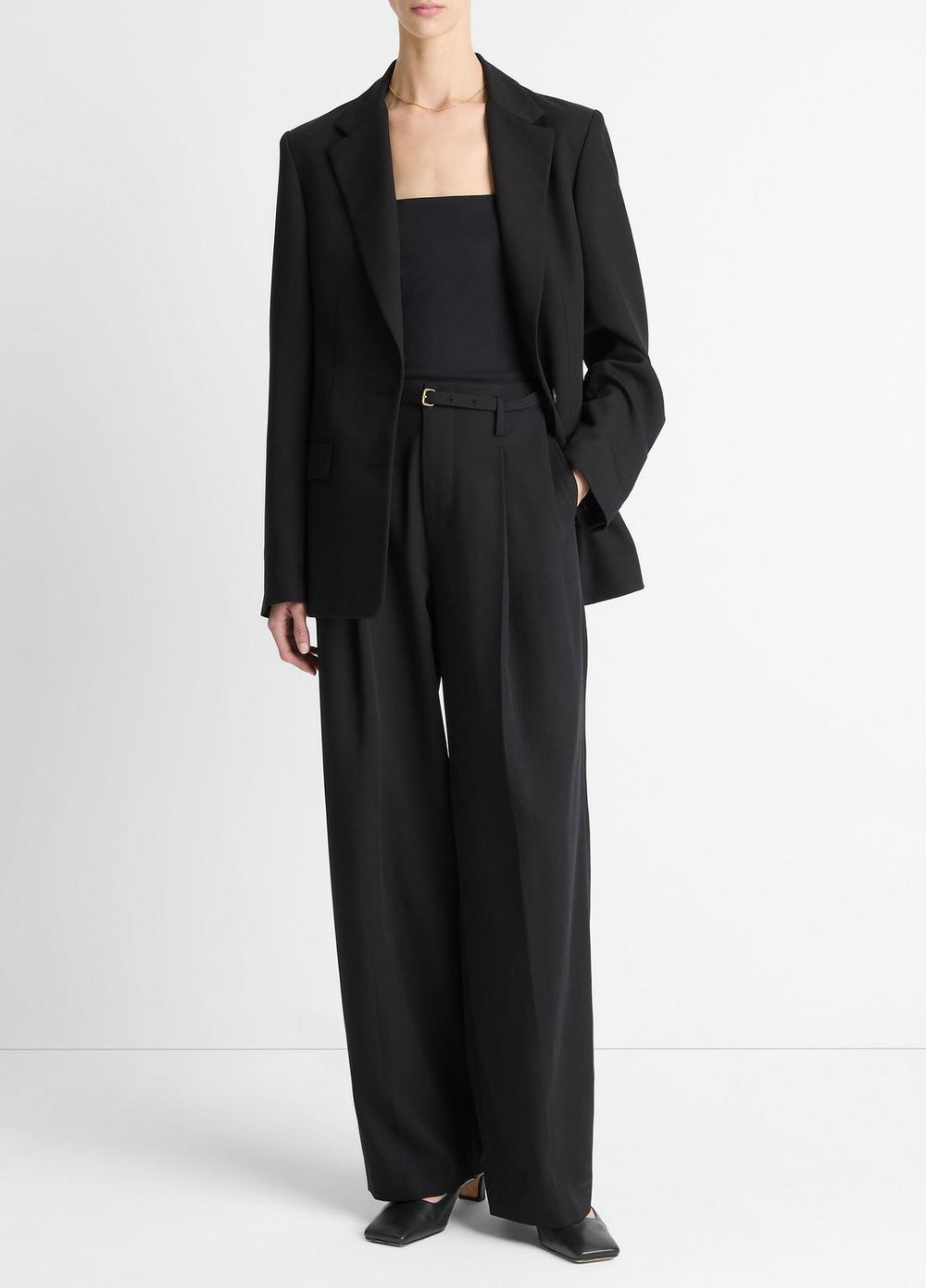 High-Waist Pleated Trouser in Trousers - BLACK
