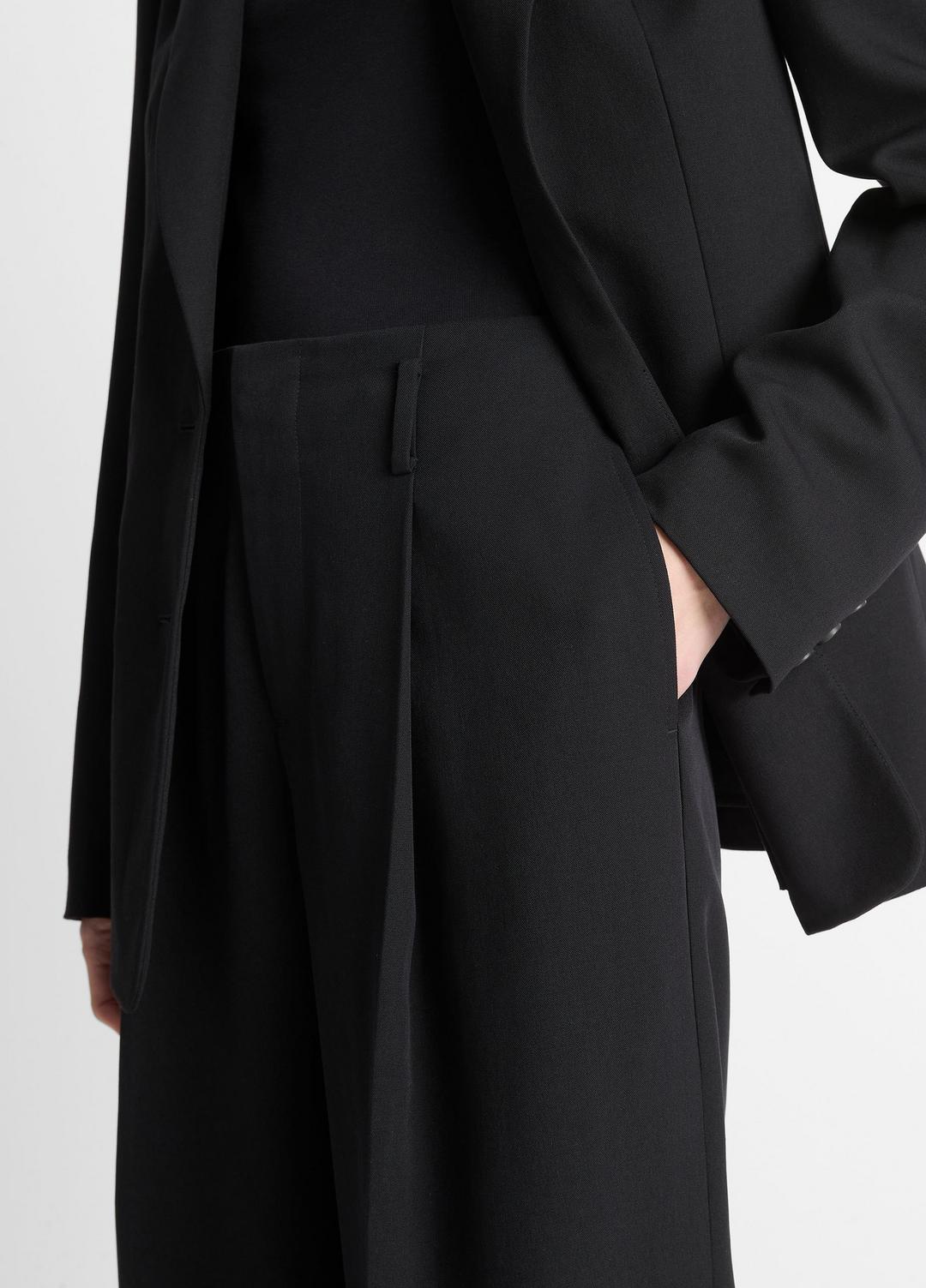 High-Waist Pleated Trouser in Trousers - BLACK