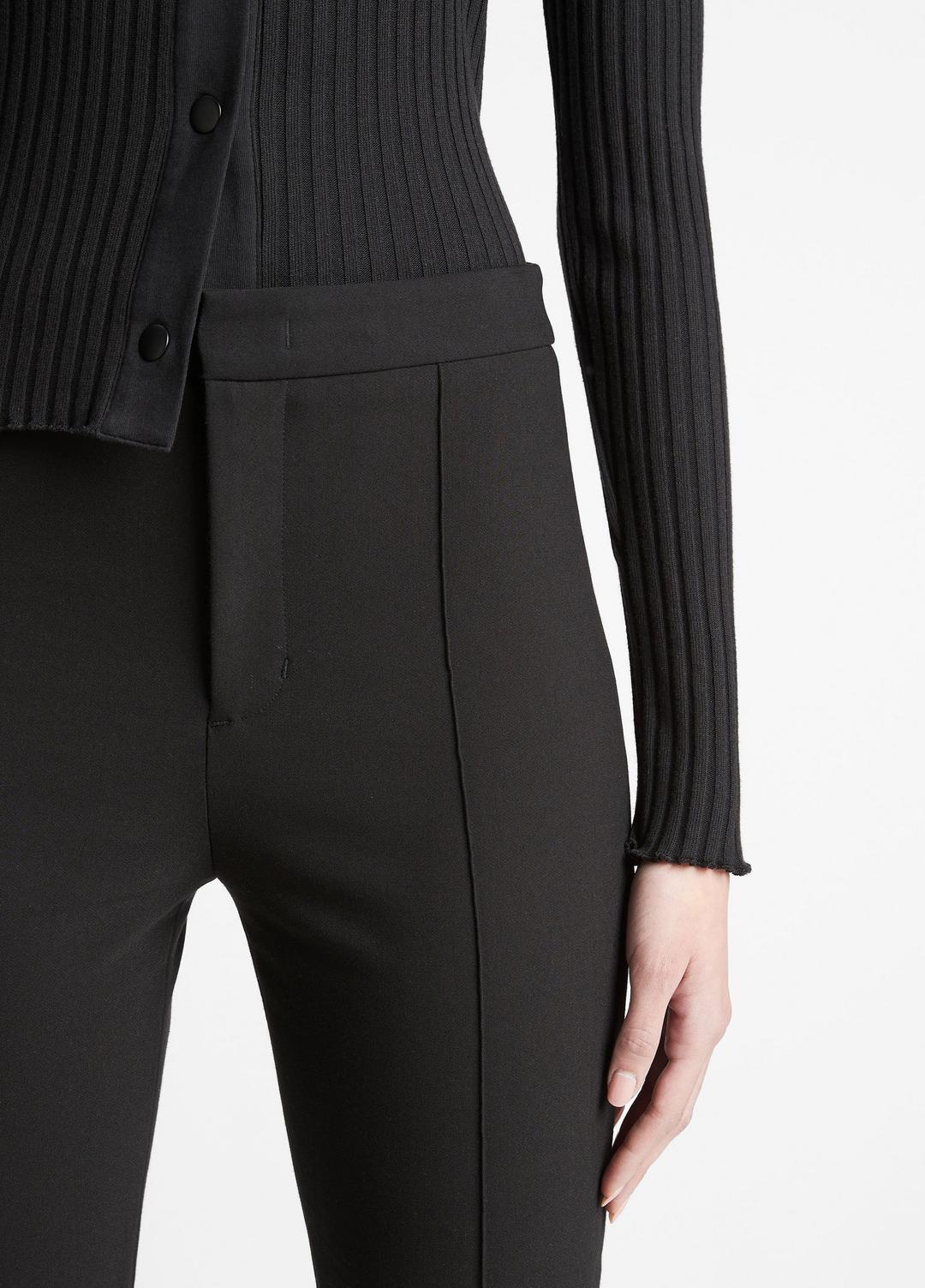 Slim-Fit Capri in Pants - BLACK