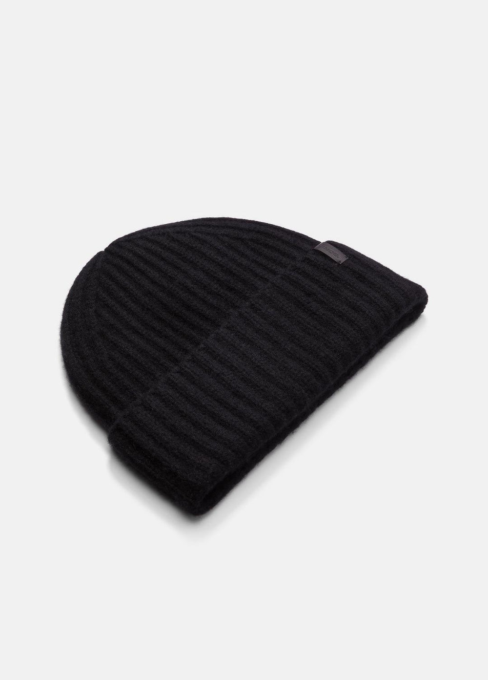Plush Cashmere Chunky-Knit Beanie in Scarves & Hats - BLACK