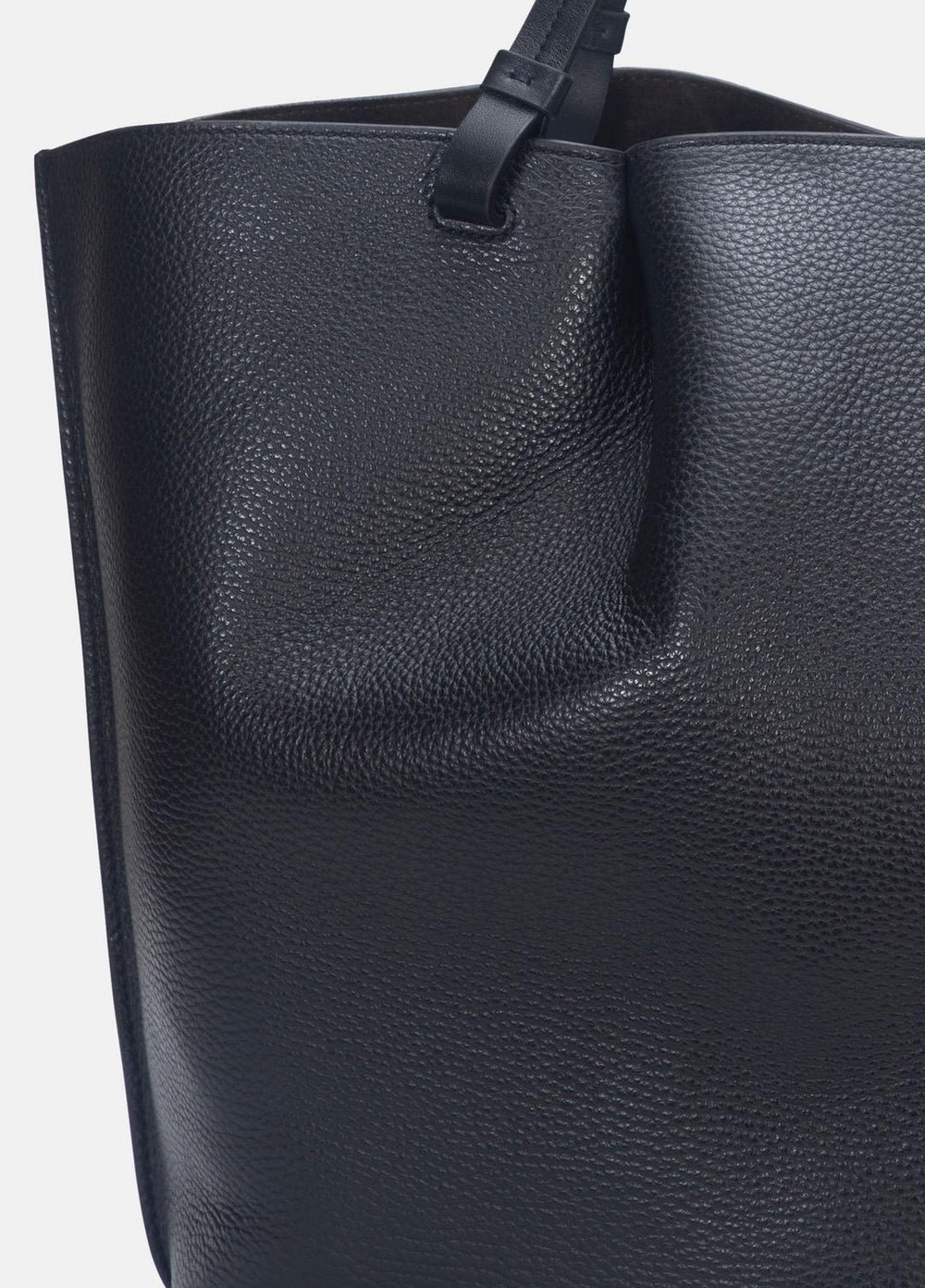 Ava Leather Tote in Handbags - BLACK