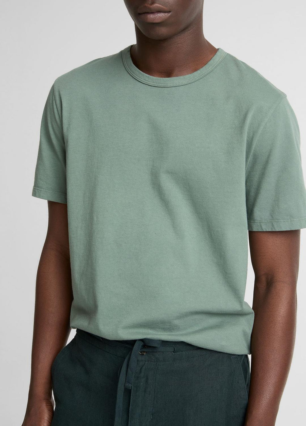 Garment Dye Cotton T-Shirt in Short Sleeve - WASHED LAUREL