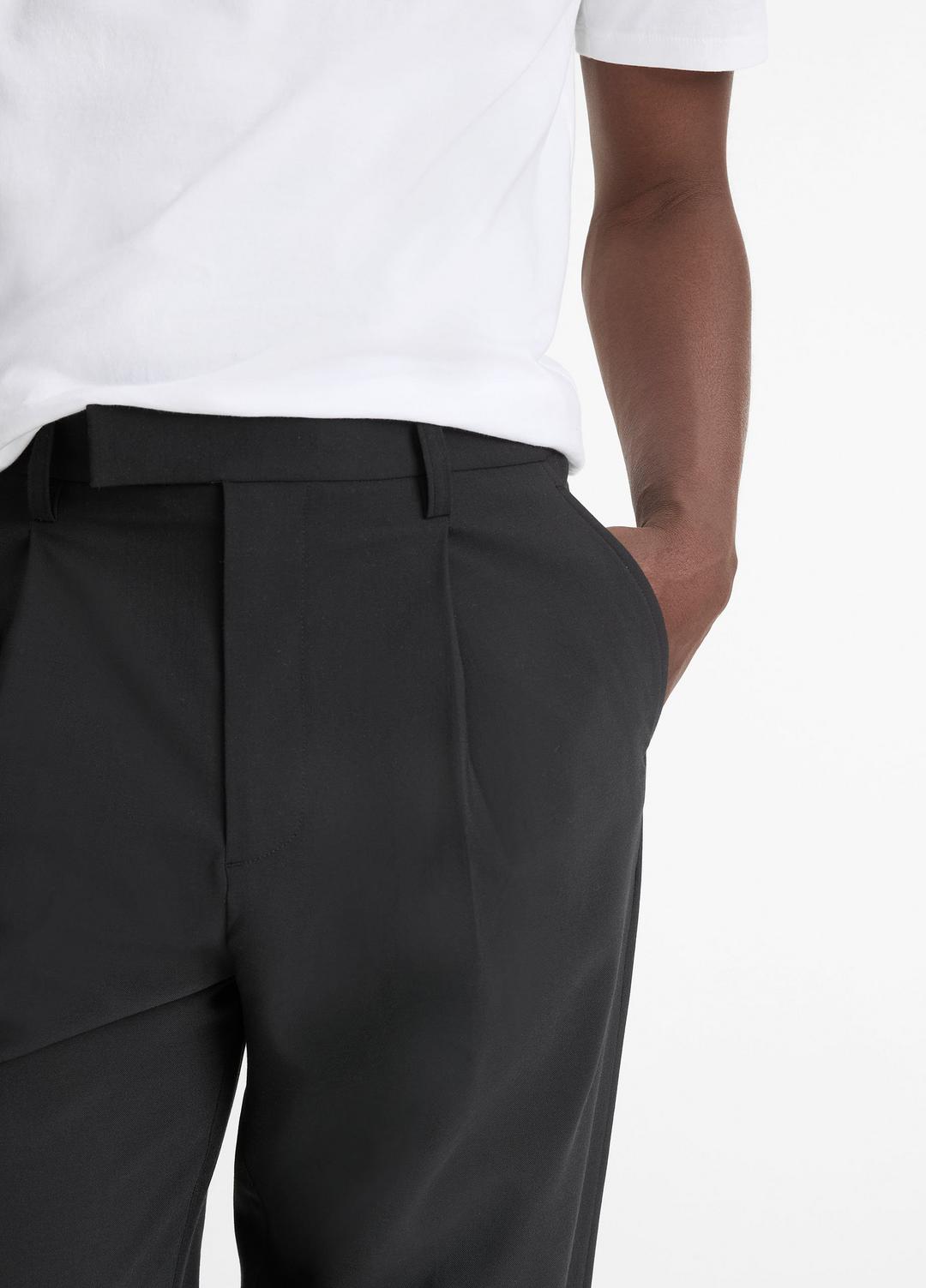 Louie Relaxed Pleated Trouser in Trousers - BLACK