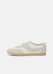 LA Leather & Suede Runner Sneaker in Sneakers - HORCHATA/PEBBLE WHITE