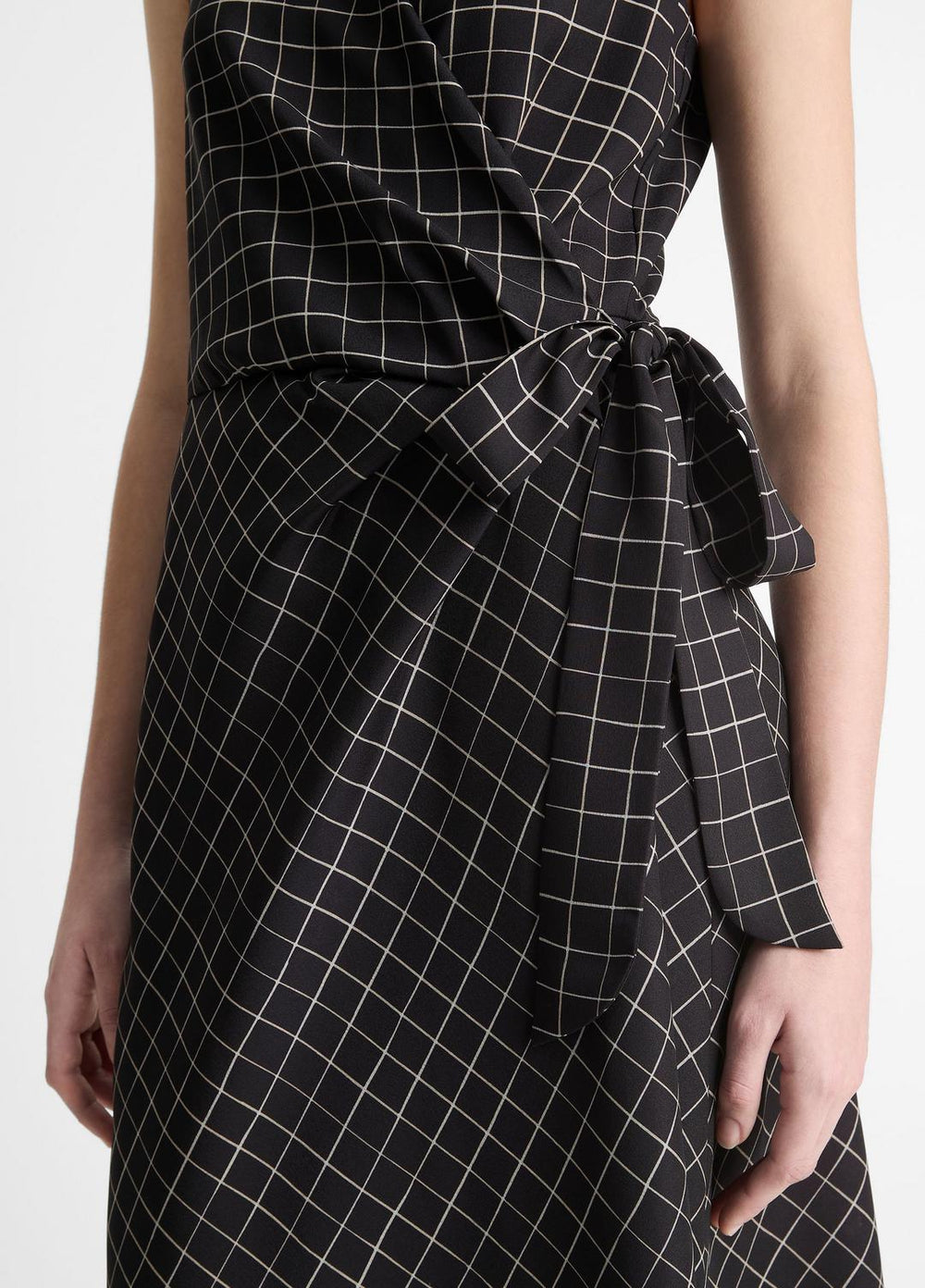 Trellis Plaid Draped Sleeveless Wrap Dress in Dresses & Skirts - BLACK/CREAM
